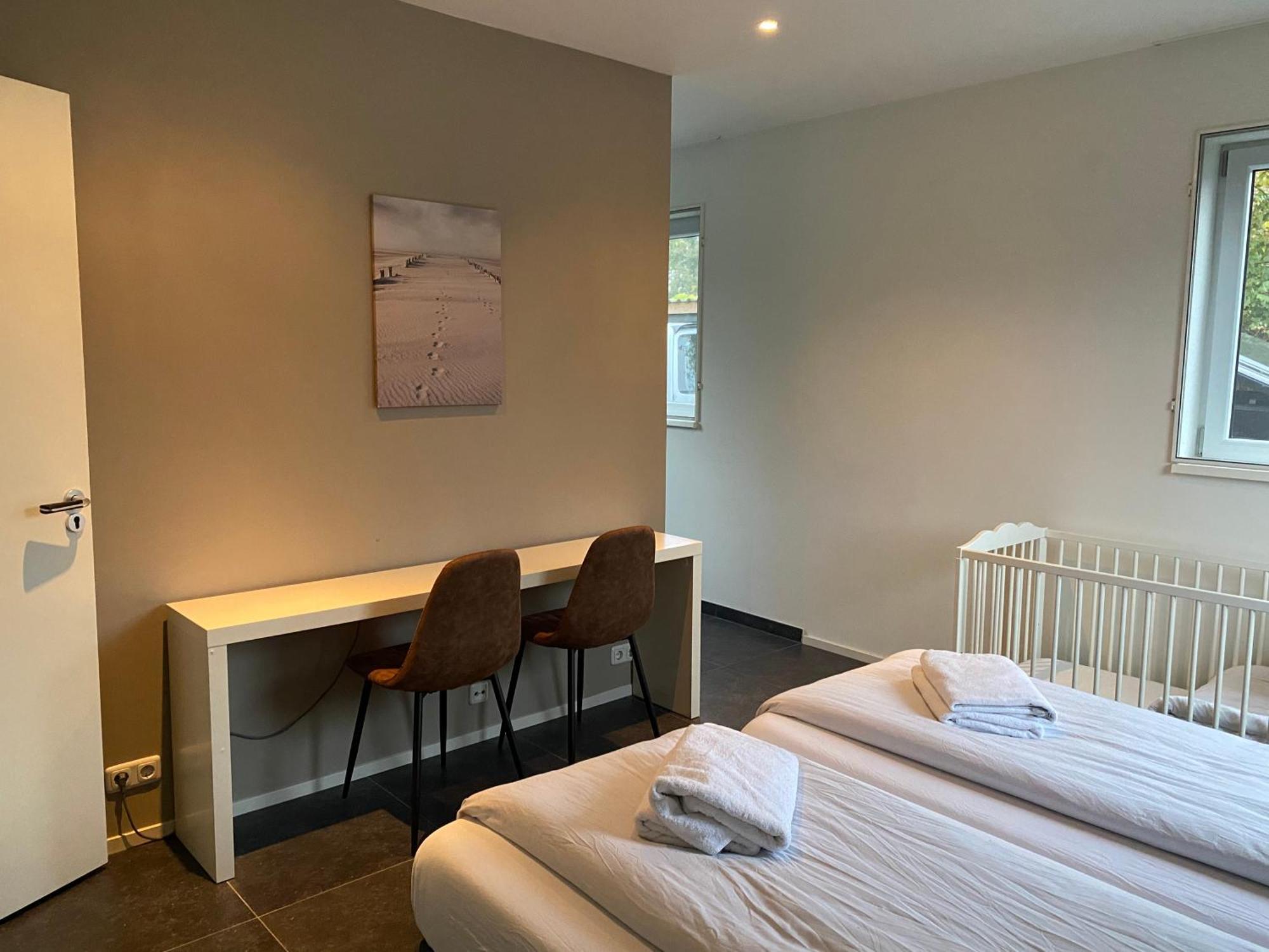 Villa Riverside Met Hottub, Eigen Aanlegsteiger, Zwemtrap, Trampoline En Kano'S 제이볼데 외부 사진